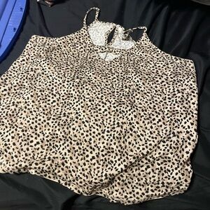 maurices size large keyhole top